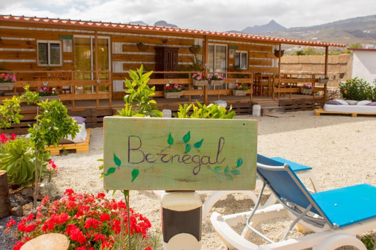 Vakantiehuis Bernegal Moneyba, Hot Tub, Piscina Y Jardin Buzanada