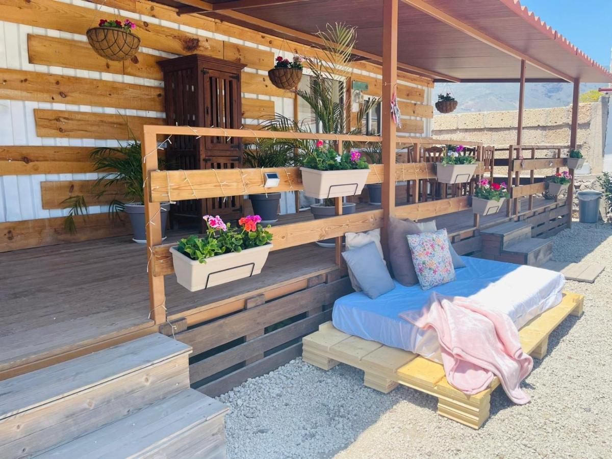 Holiday home Bernegal Moneyba Hot Tub Climatizado Piscina Y Jardin Buzanada
