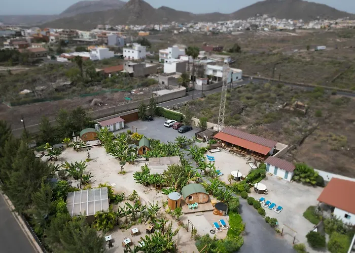Bernegal Moneyba, Hot Tub, Piscina Y Jardin