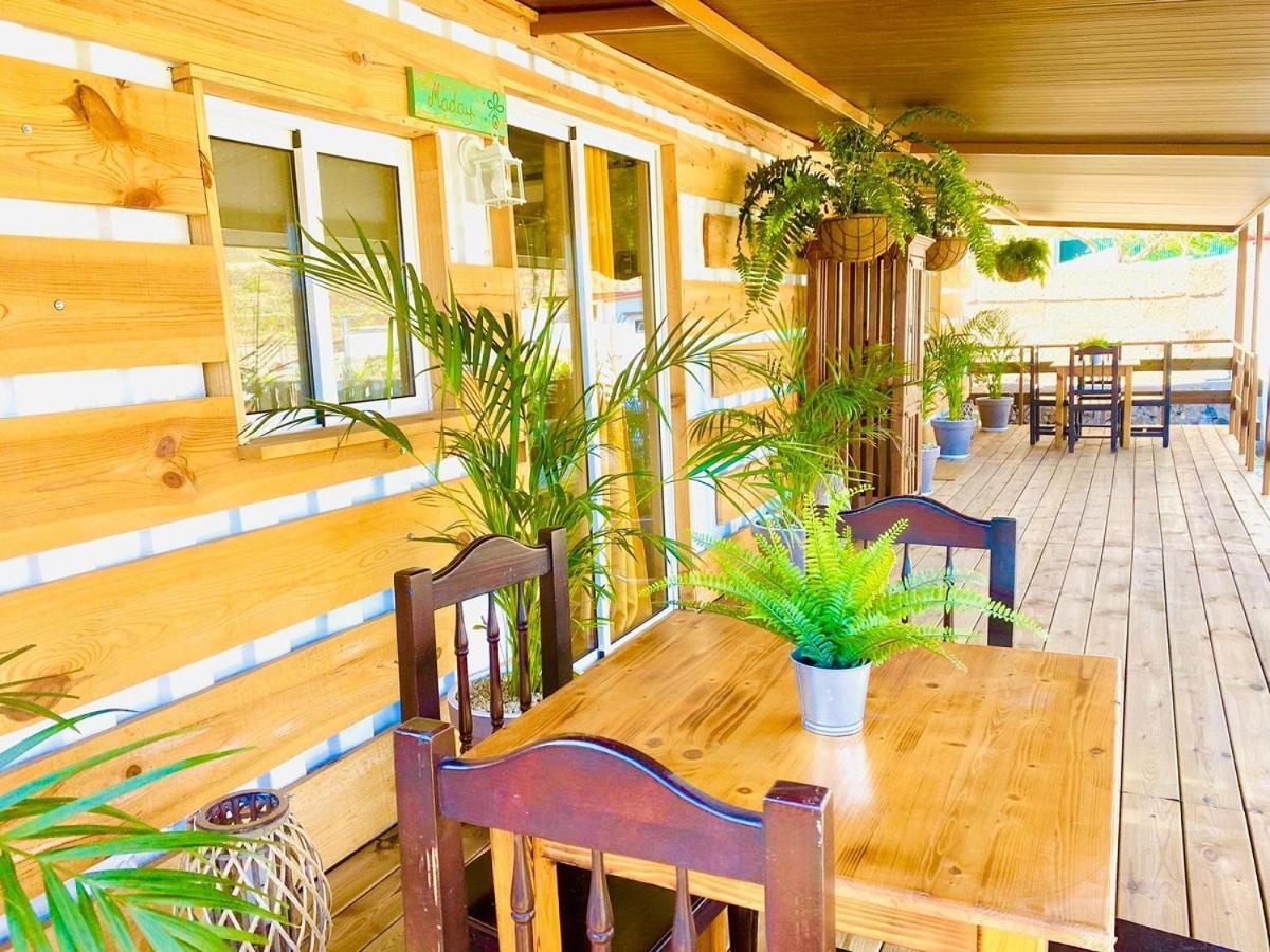 Сasa de vacaciones Bernegal Moneyba, Hot Tub, Piscina Y Jardin Buzanada