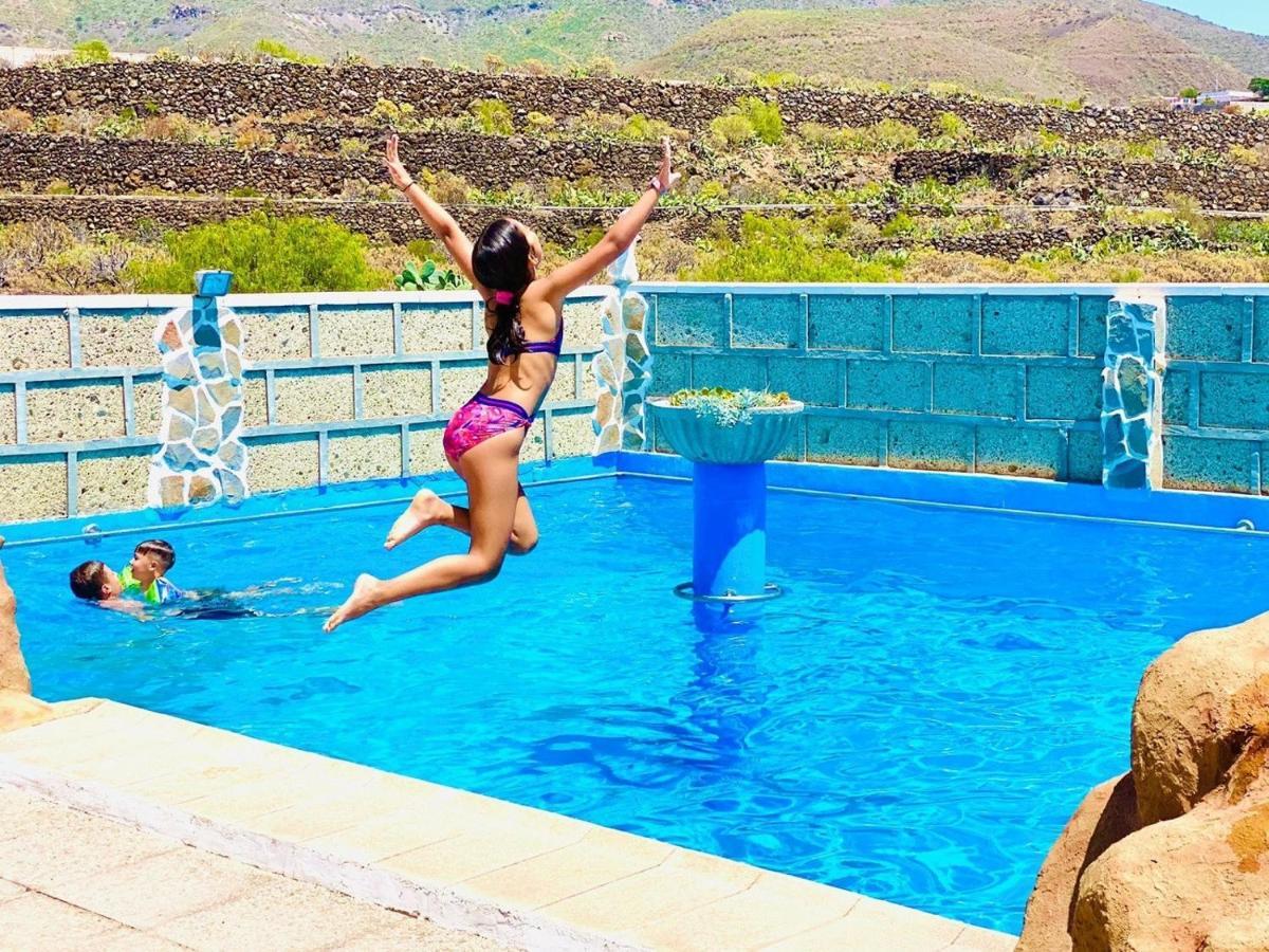 Bernegal Moneyba, Hot Tub, Piscina Y Jardin Сasa de vacaciones *