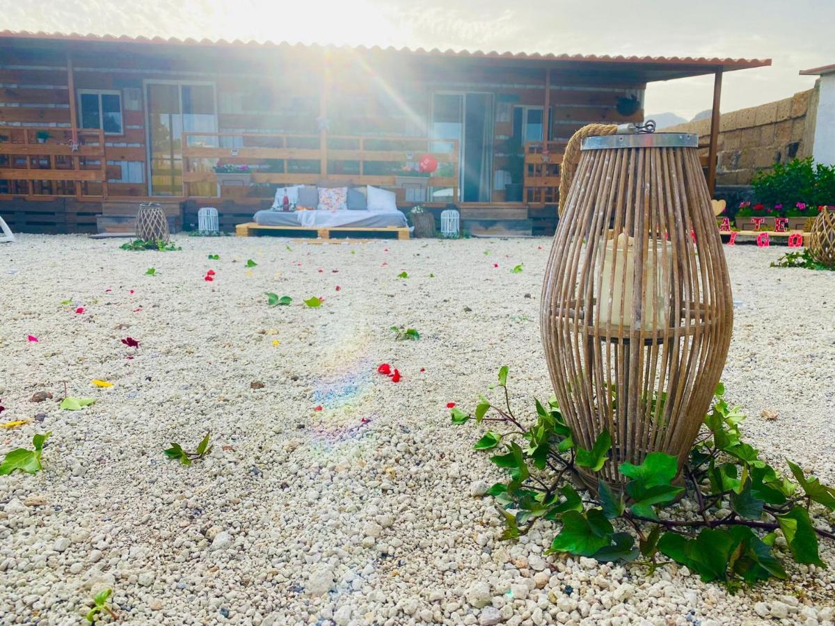 Сasa de vacaciones Bernegal Moneyba, Hot Tub, Piscina Y Jardin Buzanada